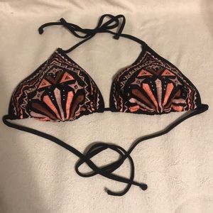 Never worn Balck/Pink Xhilaration string bikini